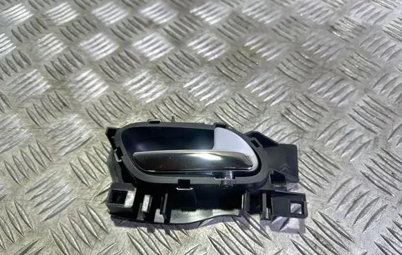 Front door interior handle