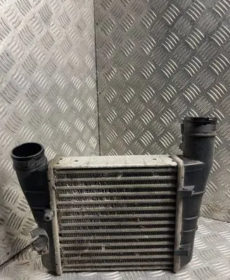 Seat Exeo (3R) Intercooler radiator 8E0145805AA