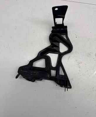 BMW 7 F01 F02 F03 F04 Fender mounting bracket 7046352