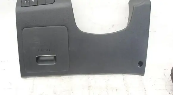 Hyundai i10 Fuse box cover brak