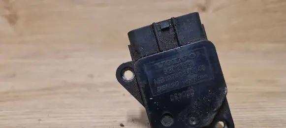Volvo V70 Mass air flow meter 9202199