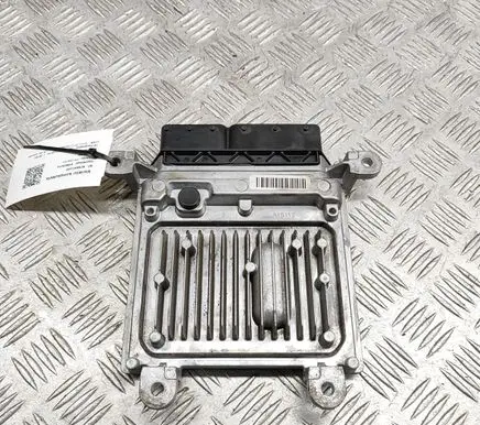 Mercedes-Benz C W204 Engine control unit/module A6519007500 A0064461540
