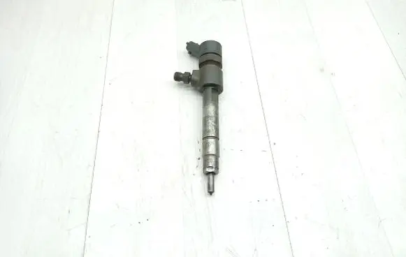 Opel Zafira B Fuel injector 0445110276