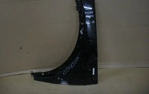 Dodge Nitro Fender