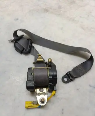 Jeep Cherokee III KJ Front seatbelt 33012767 33016889B 3301121A