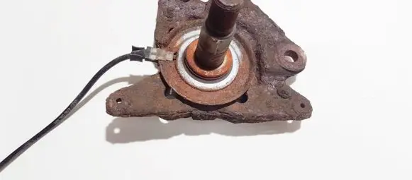 Renault Megane III Stub axle 