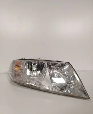 Skoda Octavia Mk2 (1Z) Headlight/headlamp 1Z1941016