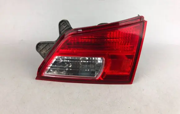 Subaru Outback Tailgate rear/tail lights 