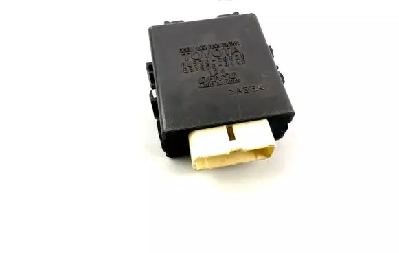 Toyota Avensis T270 Other control units/modules 8597020020