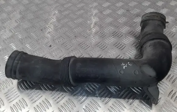 Volkswagen Caddy Air intake hose/pipe 1K0129618T