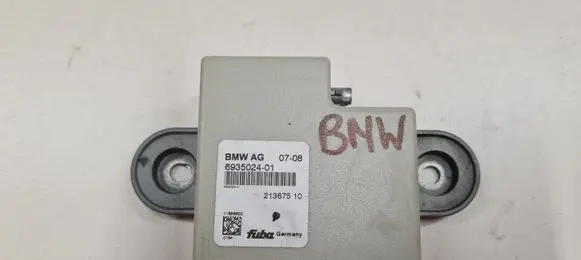 BMW 5 E60 E61 Antenna control unit 693502401 21367510