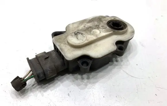 Peugeot 308 SW Other exterior part 9673420580