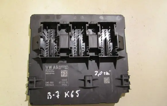 Volkswagen PASSAT B7 Comfort/convenience module 3AA937087F S0464