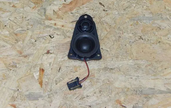Volkswagen Multivan T5 Panel speaker 7H5035411