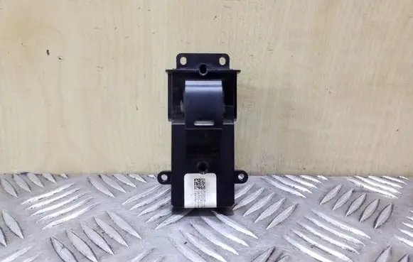 Honda CR-V Electric window control switch 35770SWAG010M2