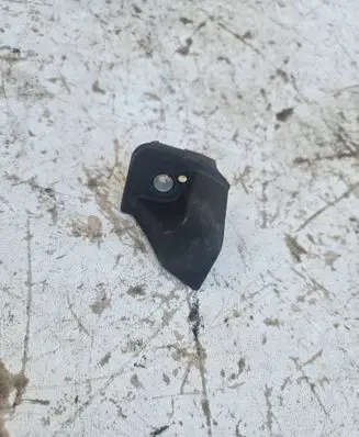 Audi A4 S4 B9 Fender mounting bracket 8W0821231A