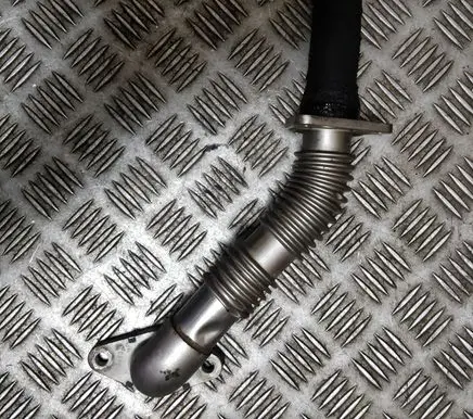 Iveco Daily 6th gen EGR valve line/pipe/hose