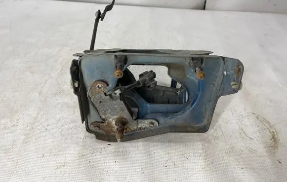 Ford Probe Headlight part