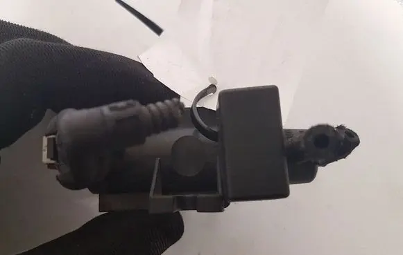 BMW 3 E90 E91 Turbo solenoid valve 70206301 780539101