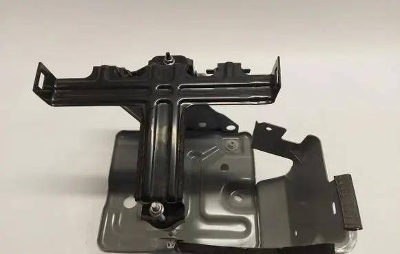 Battery bracket