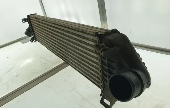 Ford Focus Intercooler radiator 8V619L440AC