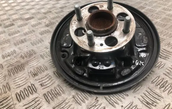Hyundai i10 Rear wheel hub