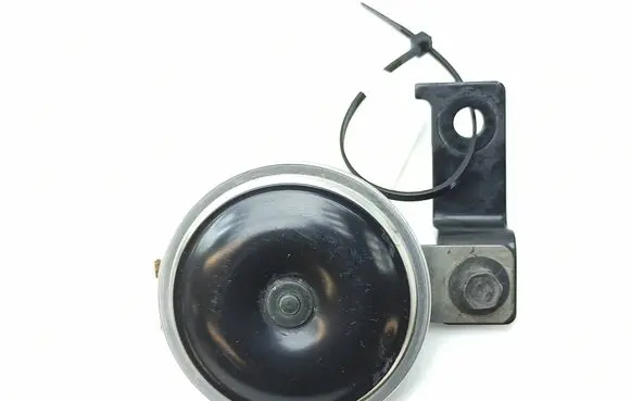 Nissan Navara D23 Horn signal E13000114