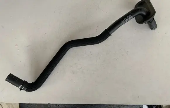 Audi A7 S7 4G Engine coolant pipe/hose 4G1819350BF 4G0819345