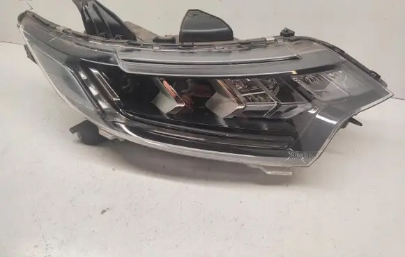 Mitsubishi Outlander Headlight/headlamp