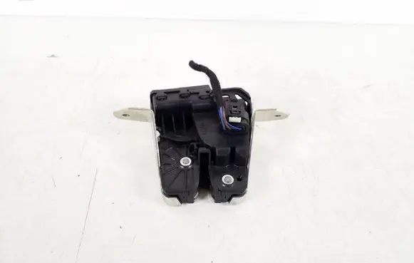 Mercedes-Benz C W205 Loading door lock A0997400600