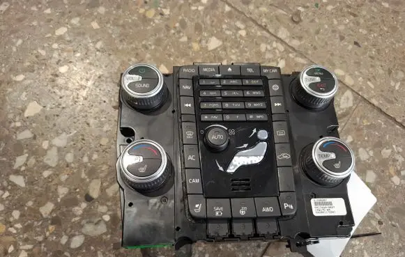 Volvo V60 Climate control unit 31398587