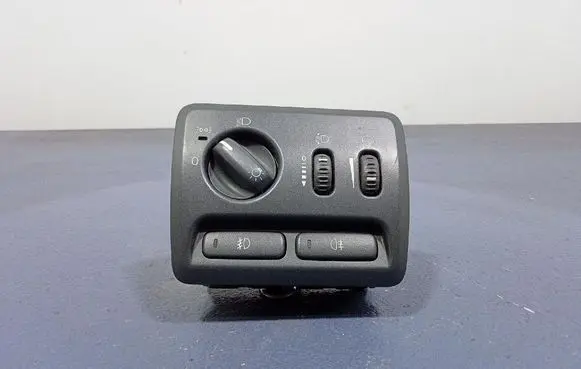 Volvo V70 Light switch 9441233