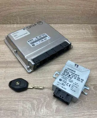 BMW 5 E39 Engine ECU kit and lock set 7790220 6905666
