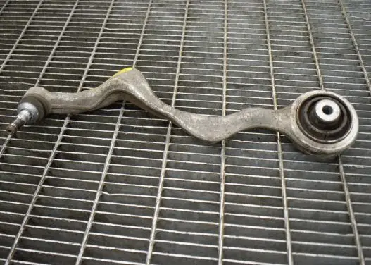 BMW M3 e92 Front lower control arm/wishbone AW6082