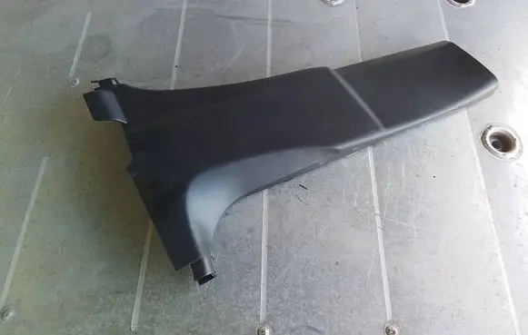 Suzuki Vitara (LY) (B) pillar trim (bottom) 7623154P0