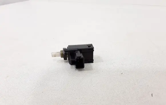 Clutch pedal sensor