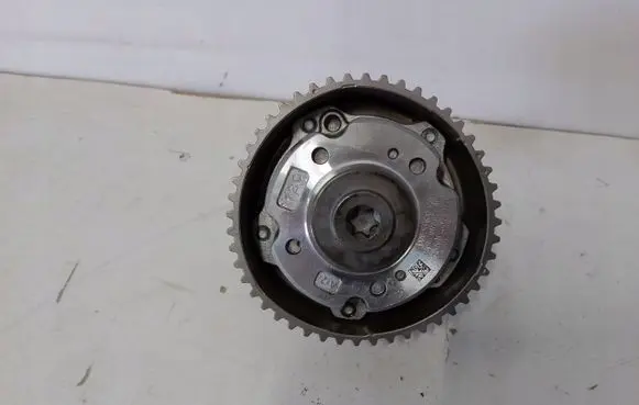 Skoda Fabia Mk3 (NJ) Camshaft pulley/ VANOS 04C109088C