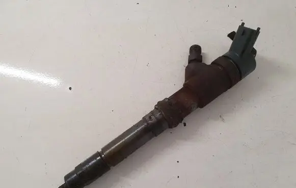 Iveco Daily 4th gen Fuel injector 504088823
