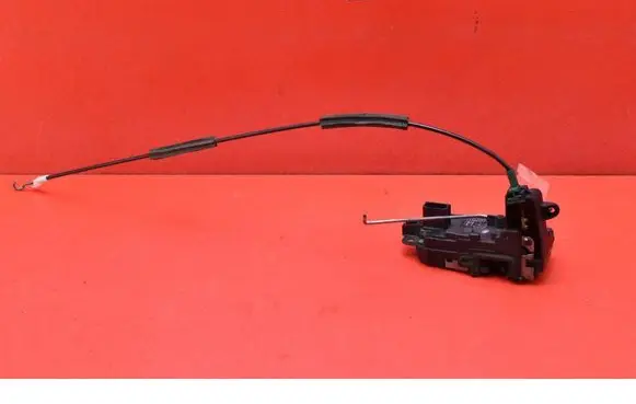 Opel Astra H Front door lock 13128111