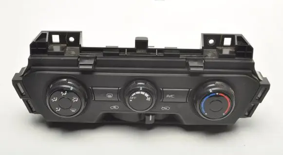 Isuzu D-Max Climate control unit 8975436841