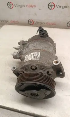 Volkswagen Touran II Air conditioning (A/C) compressor (pump) 5Q0820803C 080057103B4