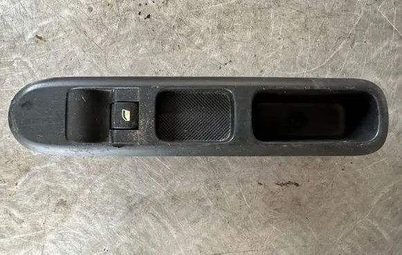 Peugeot 5008 Electric window control switch 96650618ZD