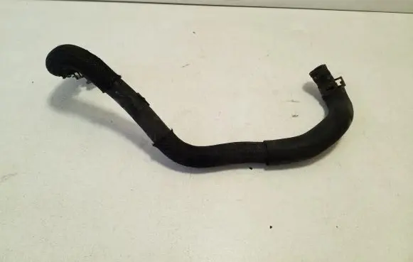 Lexus CT 200H Engine coolant pipe/hose