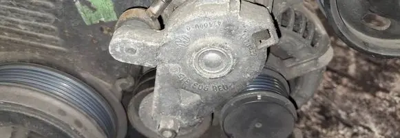 Audi A3 S3 8L Generator/alternator belt tensioner 038903315
