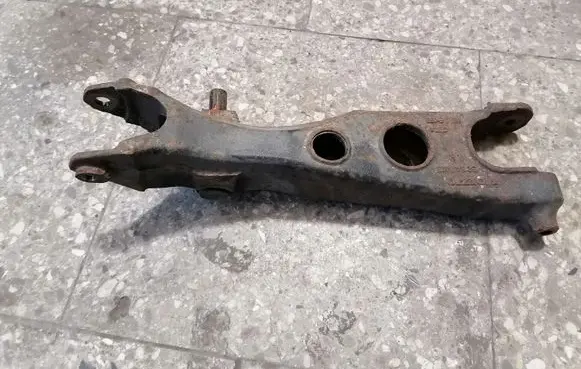 Volvo XC70 Rear upper control arm/wishbone 30547013