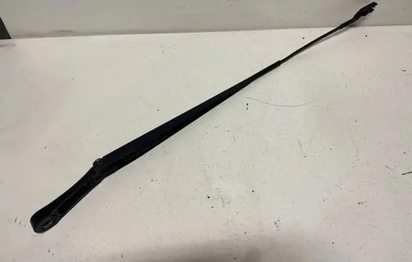 Seat Alhambra (Mk2) Front wiper blade arm 7N1955410A
