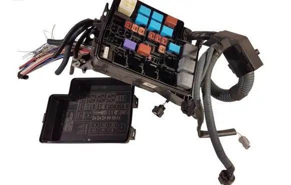 Toyota RAV 4 (XA40) Fuse box set 8266242350