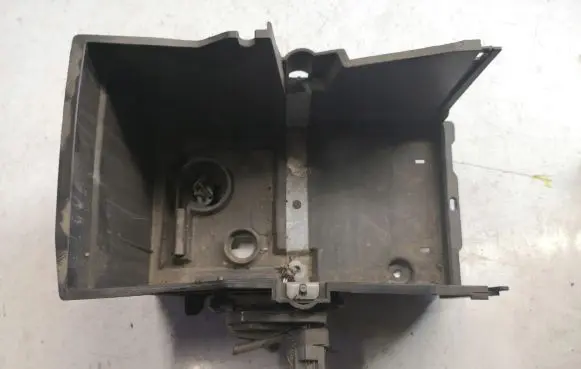 Ford Focus C-MAX Battery box tray 4M5110723BC