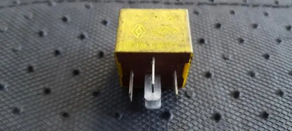Renault Megane II Other relay 7700844253 03532