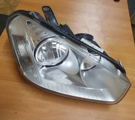 Ford Focus Headlight/headlamp 7M5113W029AD 1EJ00958702
